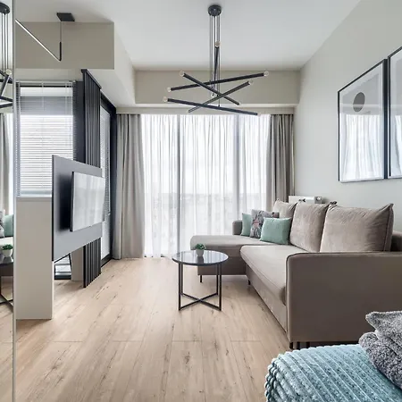 Margi Smart Hanza Pool Sauna Апартаменты